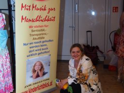 Künstler helfen Kinder - Mit Musik zur Menschlichkeit
